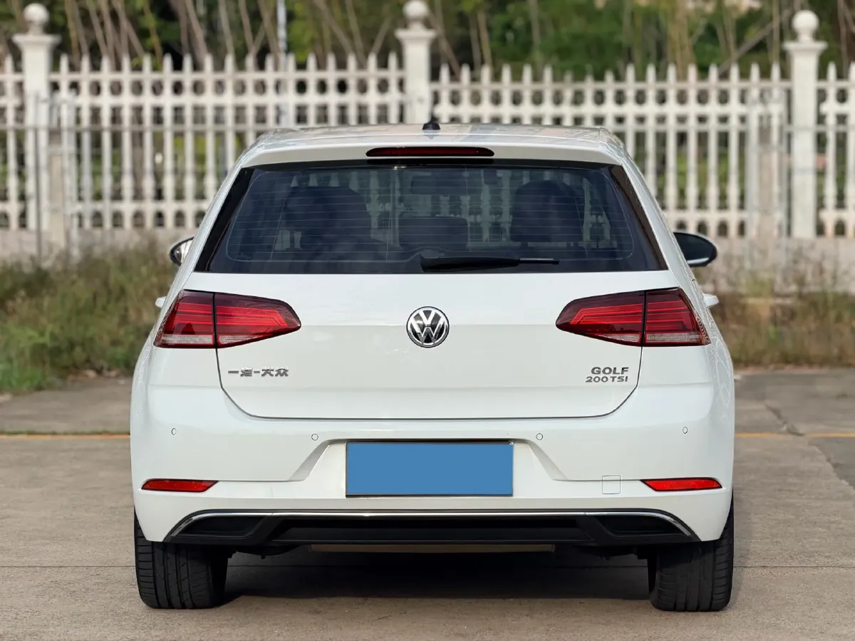 2020 Volkswagen Golf 1.2T 116HP L4 7DCT,autocango,china used car exporter,china ev exporter,chinese used car exporter,chinese used ev exporter