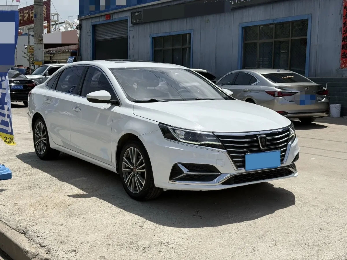 2020 Roewe i6 1.6L 125HP L4 CVT,autocango,china used car exporter,china ev exporter,chinese used car exporter,chinese used ev exporter
