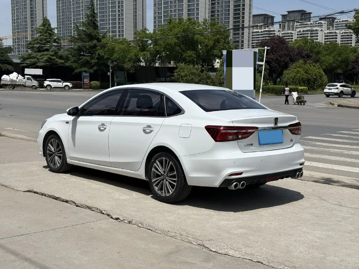 2020 Roewe i6 1.6L 125HP L4 CVT,autocango,china used car exporter,china ev exporter,chinese used car exporter,chinese used ev exporter