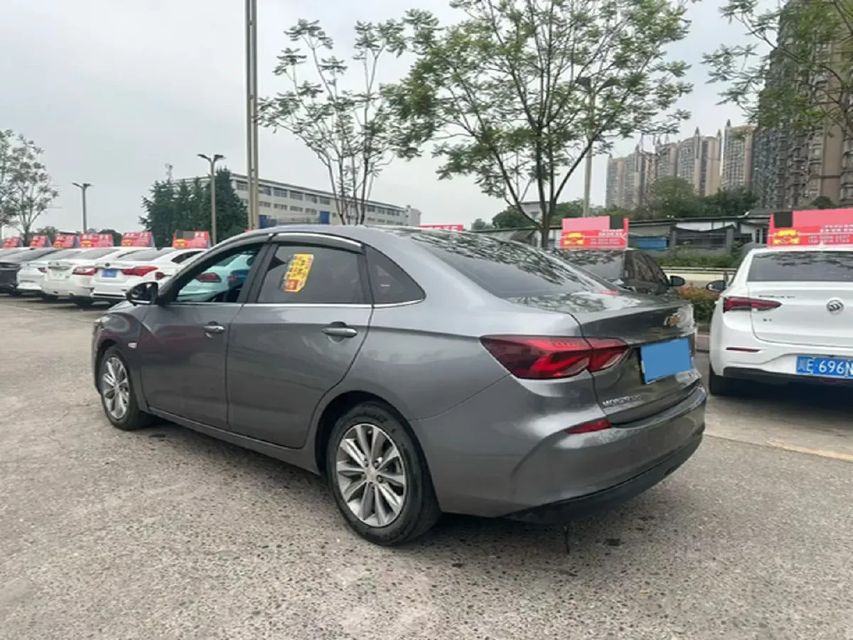 2021 Chevrolet Monza 1.5L 113HP L4 6AT,autocango,china used car exporter,china ev exporter,chinese used car exporter,chinese used ev exporter