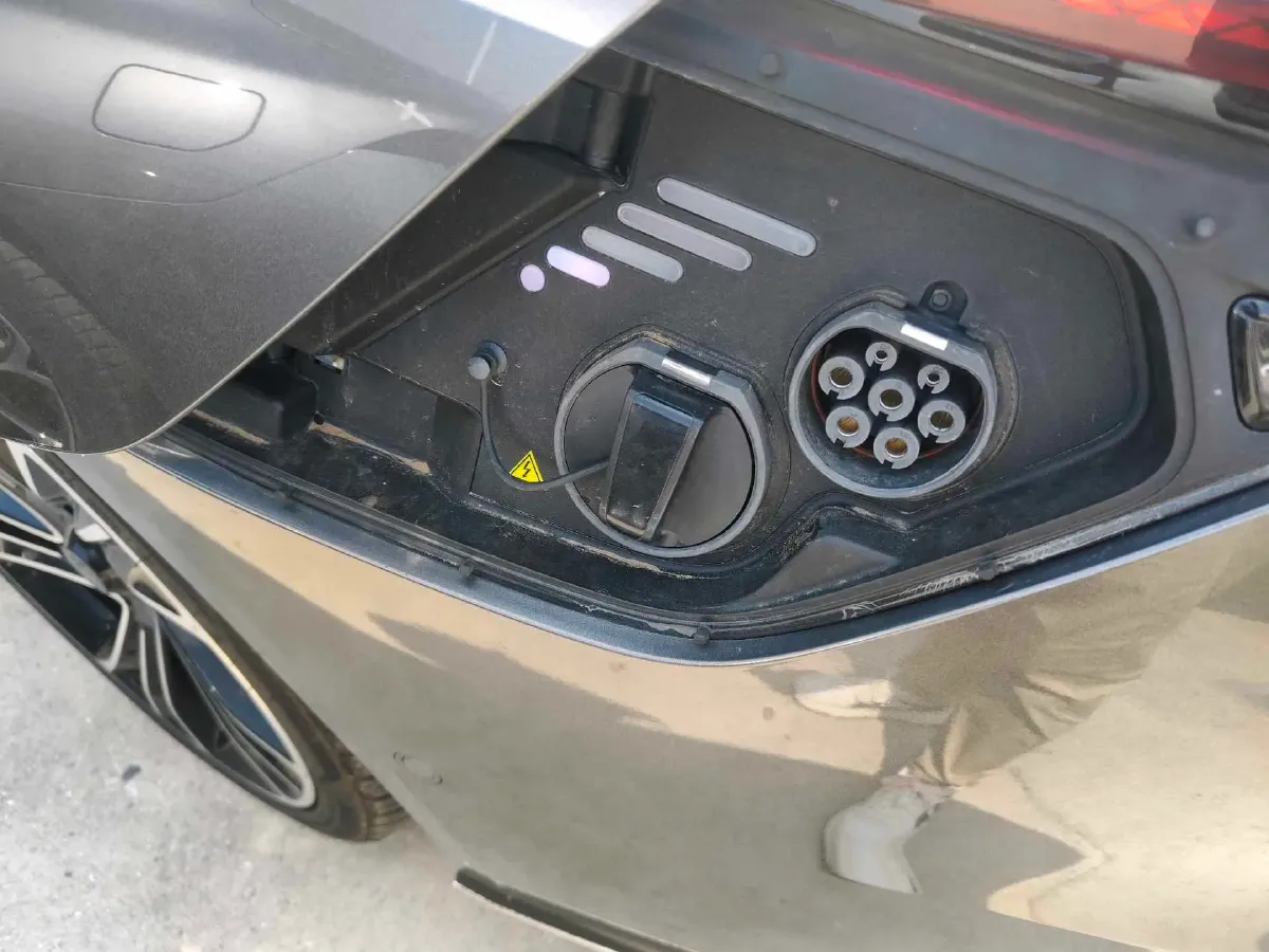 2022 IM L7 BEV 90KWH,autocango,china used car exporter,china ev exporter,chinese used car exporter,chinese used ev exporter
