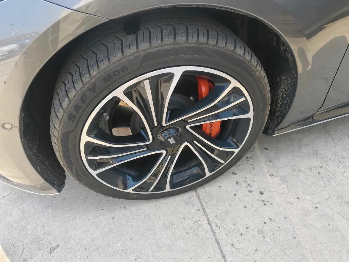 2022 IM L7 BEV 90KWH,autocango,china used car exporter,china ev exporter,chinese used car exporter,chinese used ev exporter