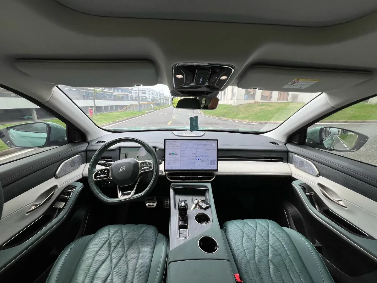 2023 Jetour Traveller 2.0T 254HP L4 7DCT,autocango,china used car exporter,china ev exporter,chinese used car exporter,chinese used ev exporter