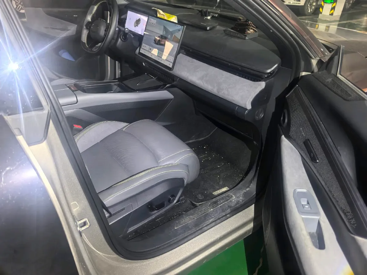 2025 LYNK&CO 08 EM-P 1.5T 163HP L4 3DHT PHEV 39.6/39.8KWH,autocango,china used car exporter,china ev exporter,chinese used car exporter,chinese used ev exporter