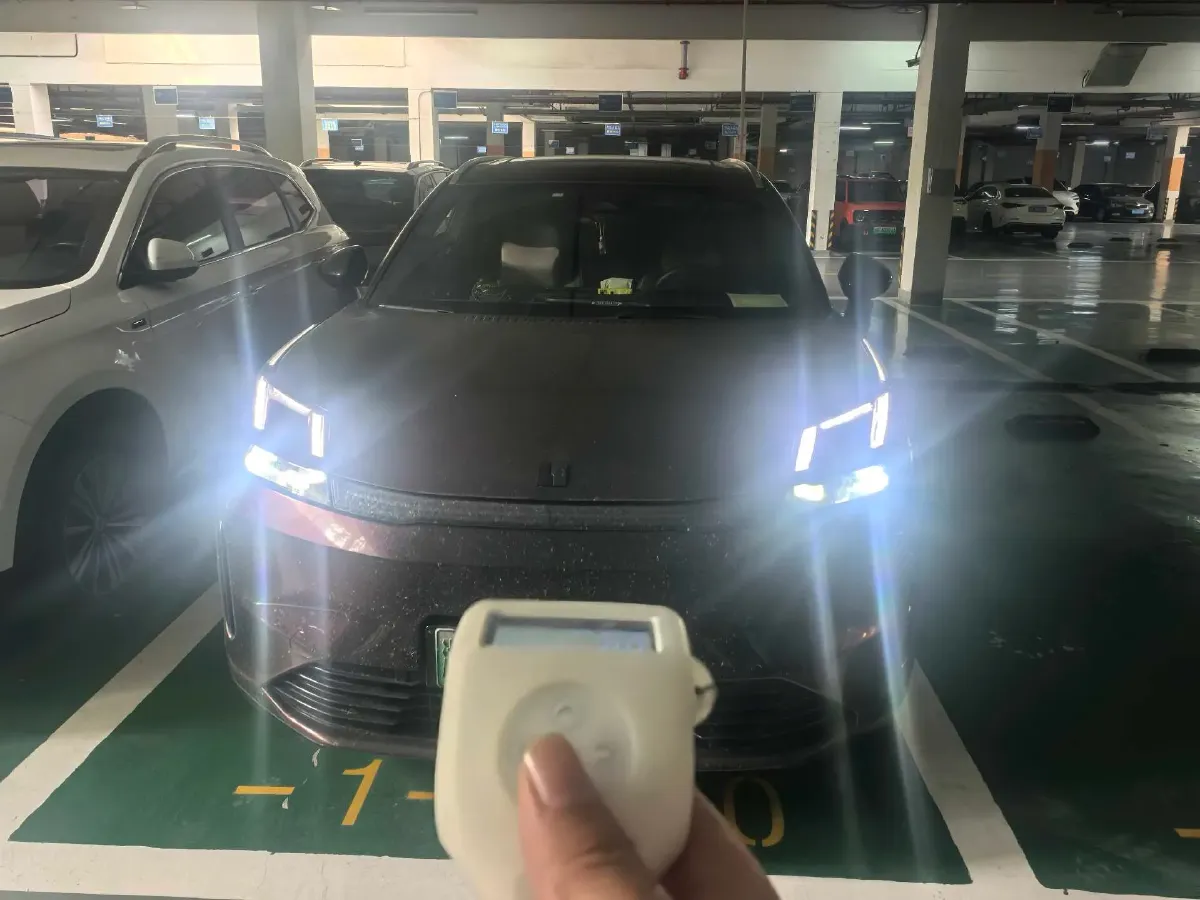 2025 LYNK&CO 08 EM-P 1.5T 163HP L4 3DHT PHEV 39.6/39.8KWH,autocango,china used car exporter,china ev exporter,chinese used car exporter,chinese used ev exporter