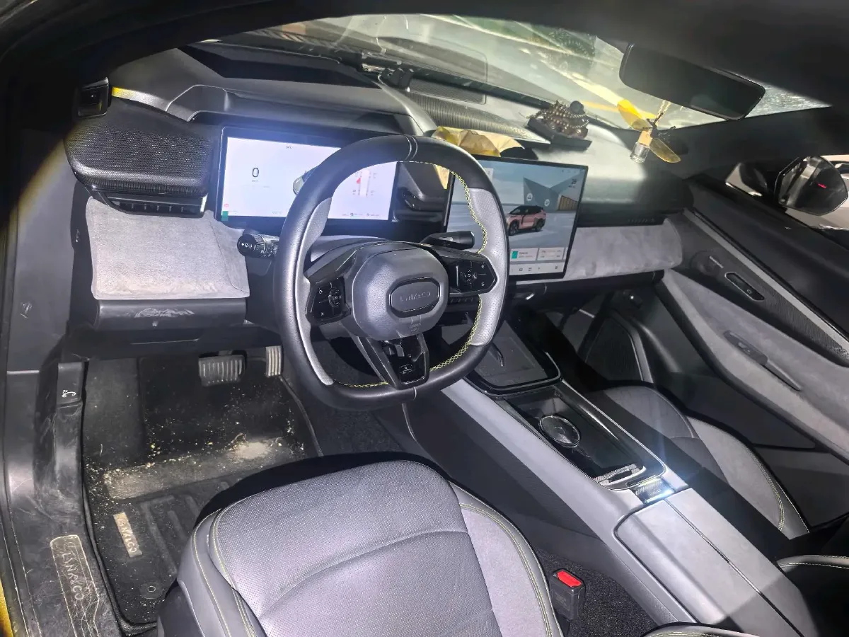 2025 LYNK&CO 08 EM-P 1.5T 163HP L4 3DHT PHEV 39.6/39.8KWH,autocango,china used car exporter,china ev exporter,chinese used car exporter,chinese used ev exporter