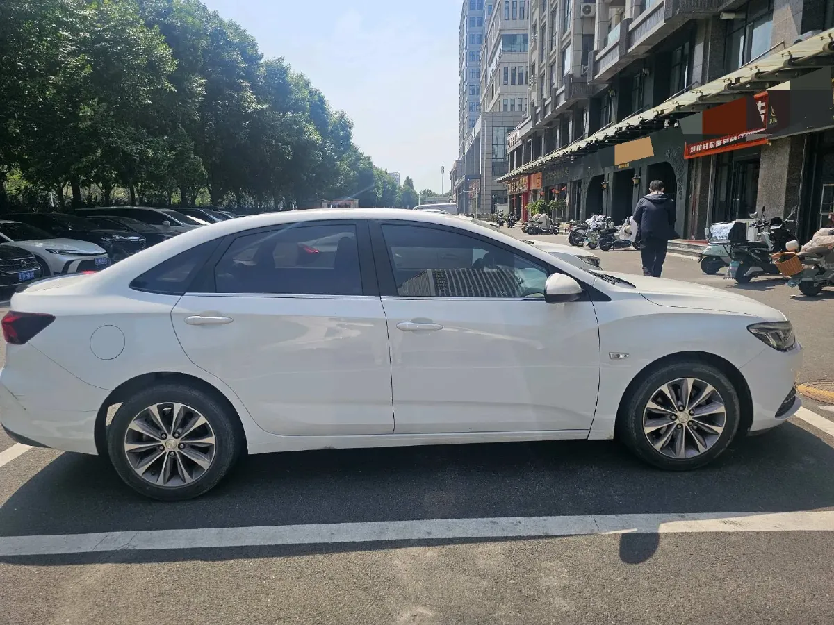 2020 Chevrolet Monza 1.5L 113HP L4 6AT,autocango,china used car exporter,china ev exporter,chinese used car exporter,chinese used ev exporter
