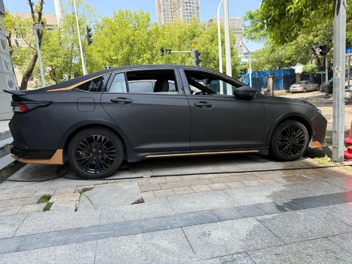 2021 DongFeng Aeolus YiXuan MAX 1.5T 190HP L4 7DCT,autocango,china used car exporter,china ev exporter,chinese used car exporter,chinese used ev exporter