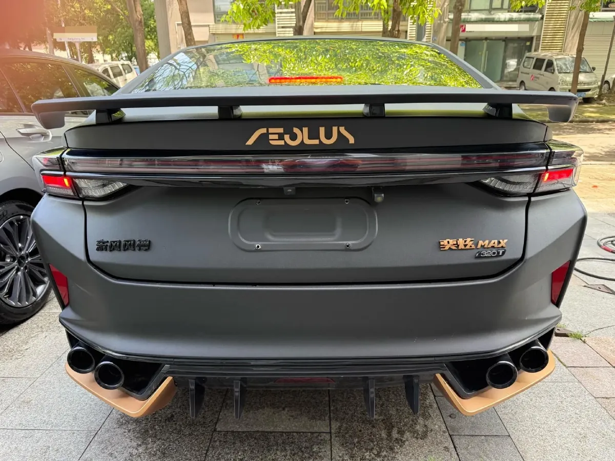 2021 DongFeng Aeolus YiXuan MAX 1.5T 190HP L4 7DCT,autocango,china used car exporter,china ev exporter,chinese used car exporter,chinese used ev exporter