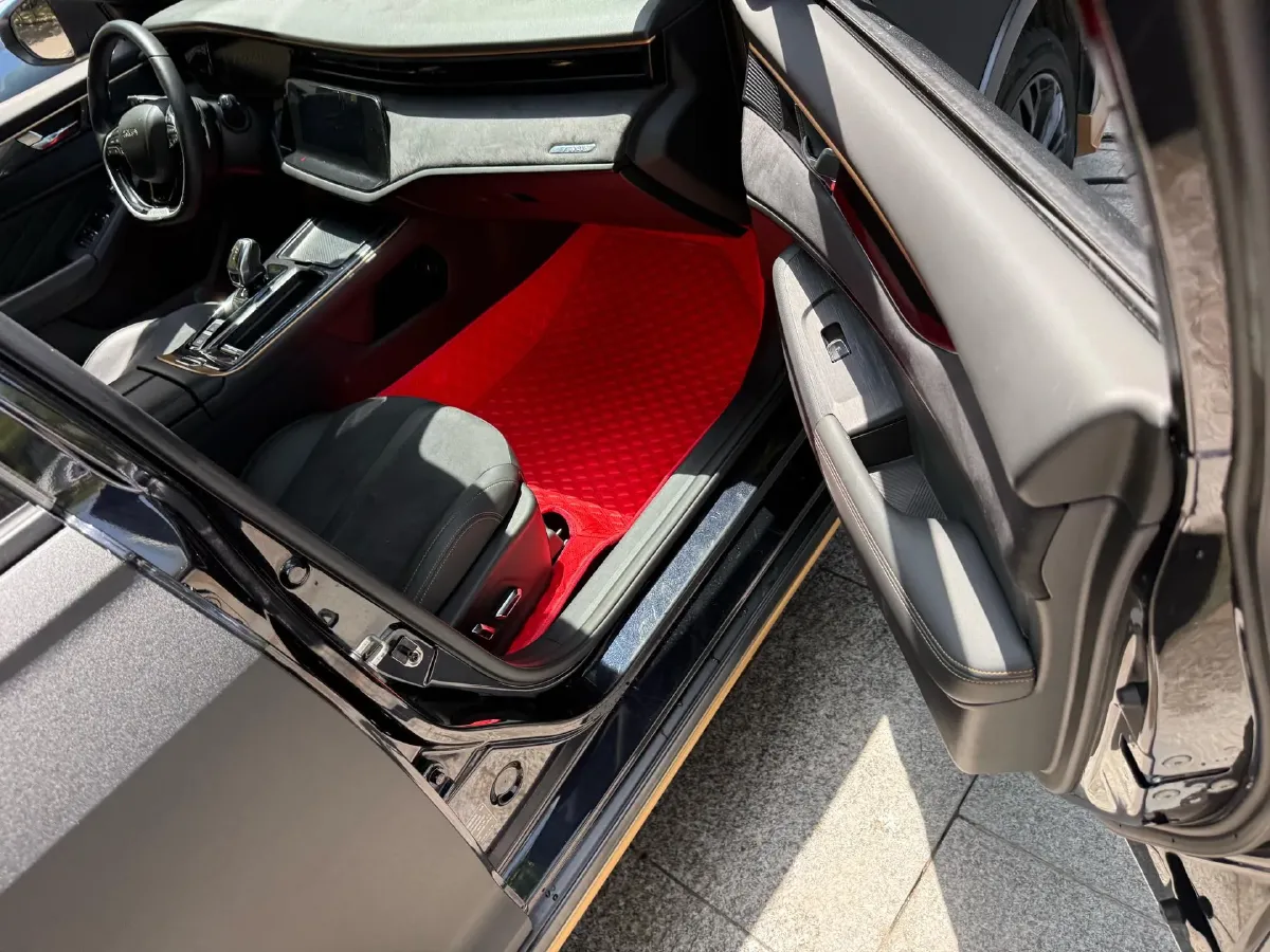 2021 DongFeng Aeolus YiXuan MAX 1.5T 190HP L4 7DCT,autocango,china used car exporter,china ev exporter,chinese used car exporter,chinese used ev exporter