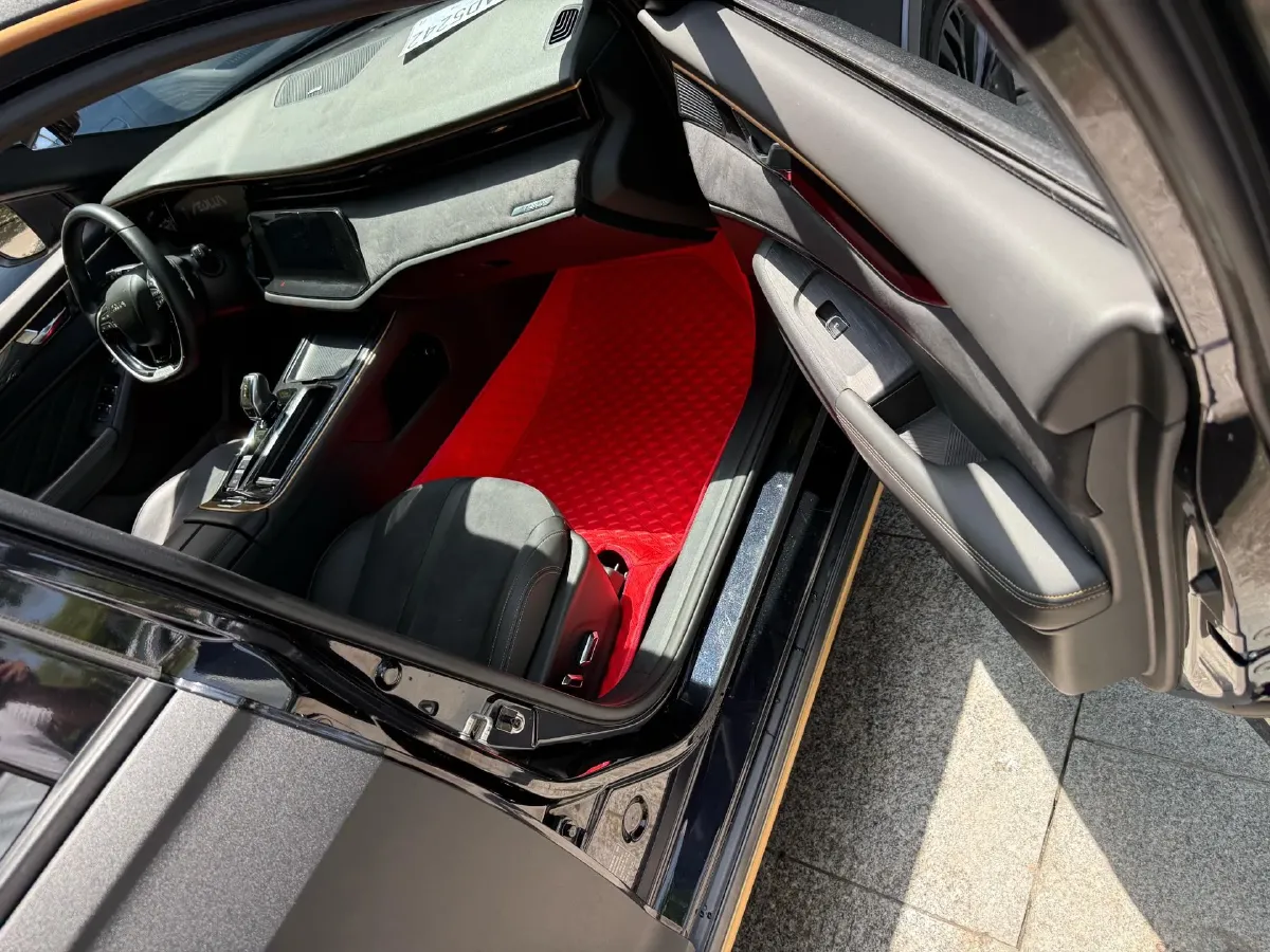 2021 DongFeng Aeolus YiXuan MAX 1.5T 190HP L4 7DCT,autocango,china used car exporter,china ev exporter,chinese used car exporter,chinese used ev exporter