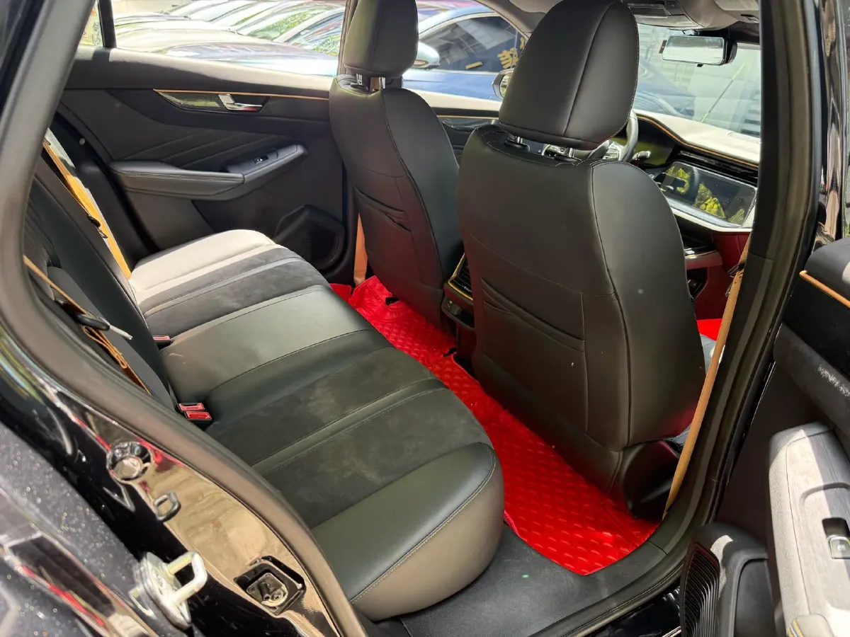 2021 DongFeng Aeolus YiXuan MAX 1.5T 190HP L4 7DCT,autocango,china used car exporter,china ev exporter,chinese used car exporter,chinese used ev exporter