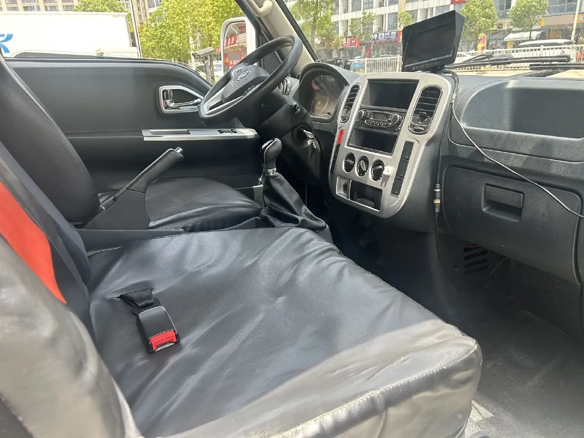 2023 Isuzu YiFang 2.5T 126HP L4 5MT,autocango,china used car exporter,china ev exporter,chinese used car exporter,chinese used ev exporter