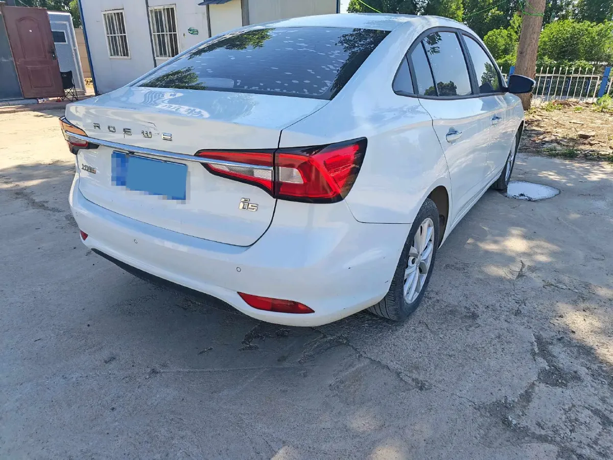 2020 Roewe i5 1.5L 120HP L4 CVT,autocango,china used car exporter,china ev exporter,chinese used car exporter,chinese used ev exporter