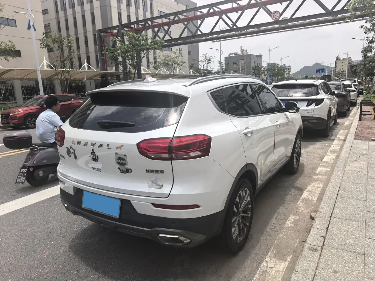 2020 Haval H6 1.5T 169HP L4 7DCT,autocango,china used car exporter,china ev exporter,chinese used car exporter,chinese used ev exporter
