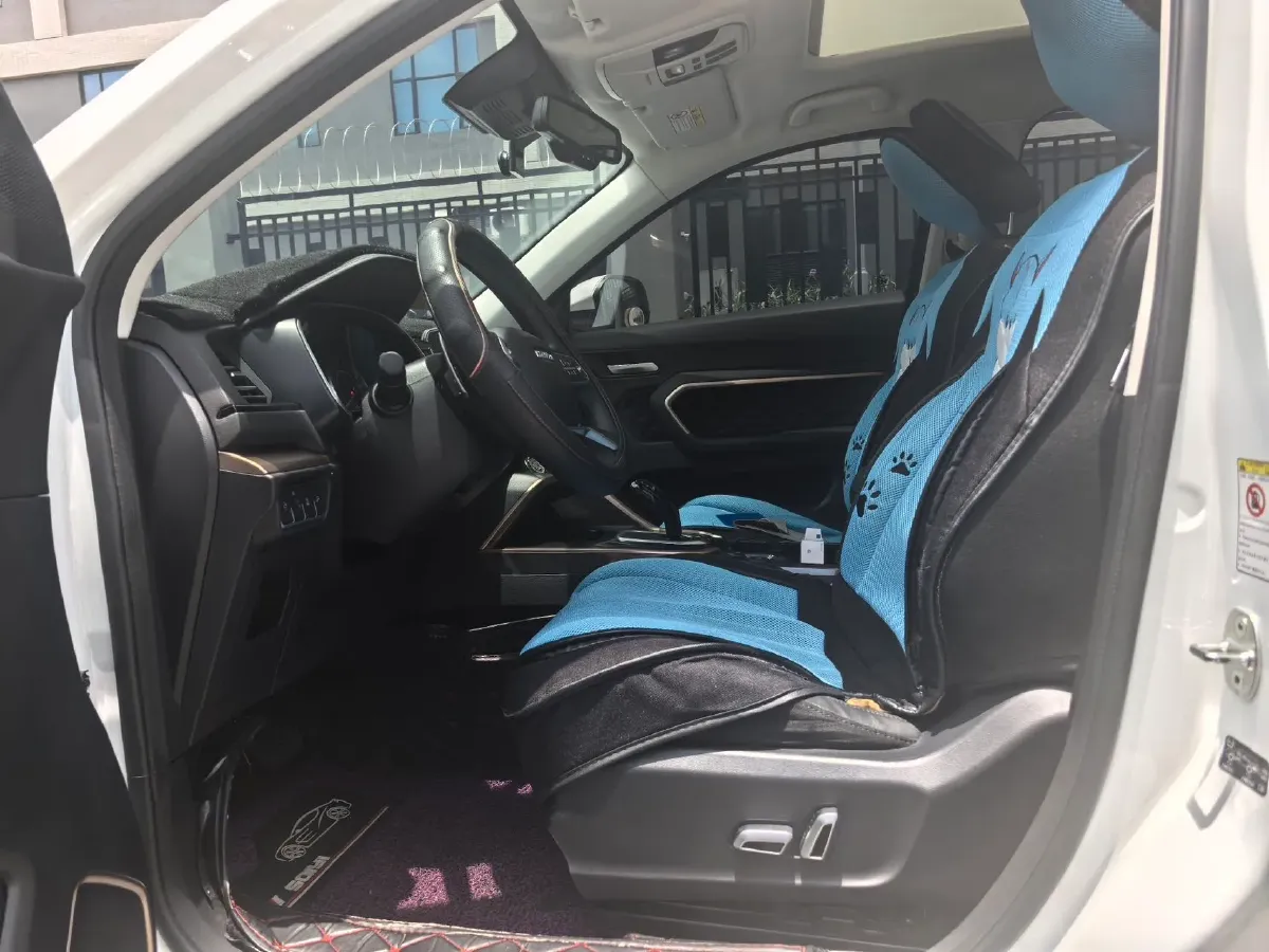 2020 Haval H6 1.5T 169HP L4 7DCT,autocango,china used car exporter,china ev exporter,chinese used car exporter,chinese used ev exporter