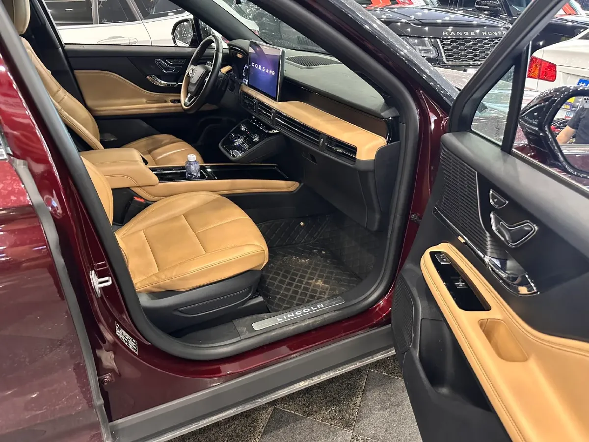 2021 Lincoln Corsair 2.0T 245HP L4 8AT,autocango,china used car exporter,china ev exporter,chinese used car exporter,chinese used ev exporter