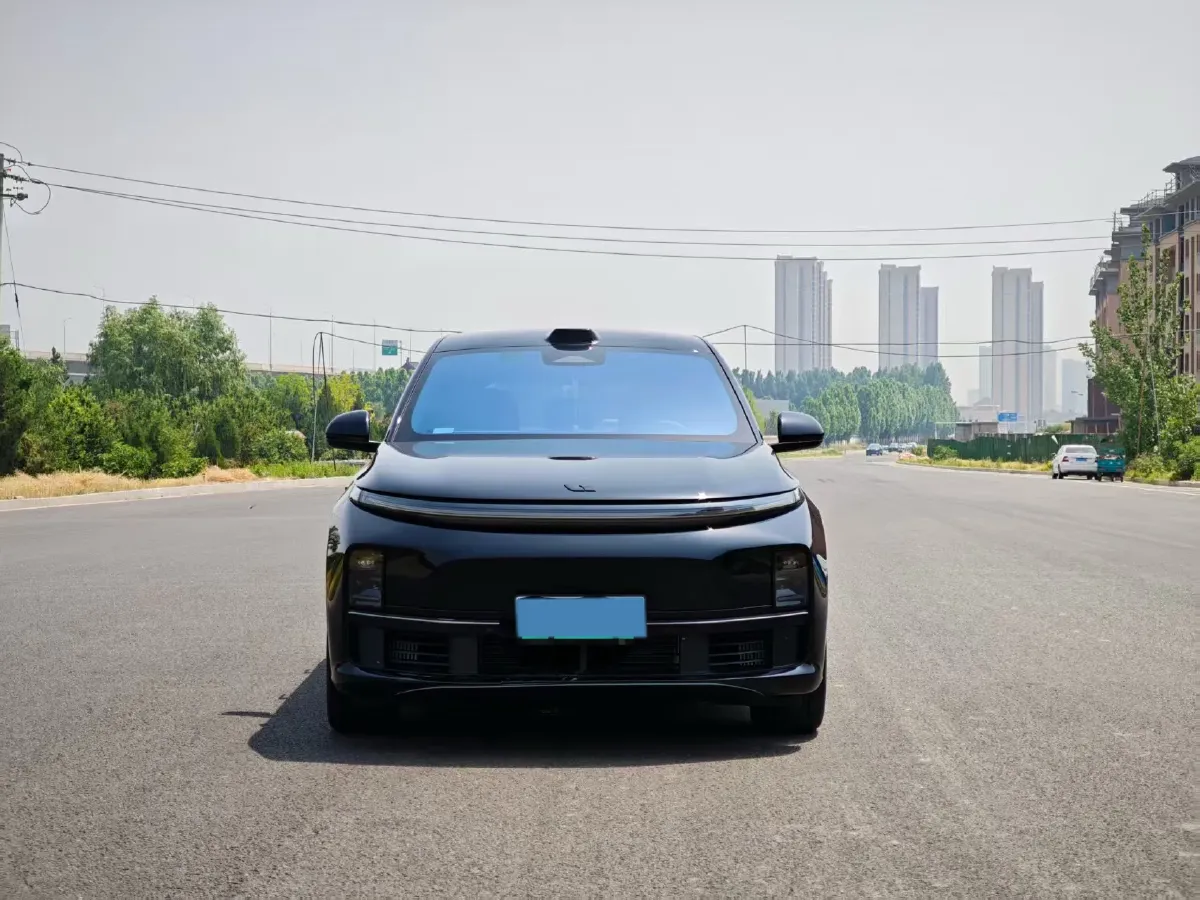 2024 Li L8 Range Extended 154HP REEV 42.8KWH,autocango,china used car exporter,china ev exporter,chinese used car exporter,chinese used ev exporter