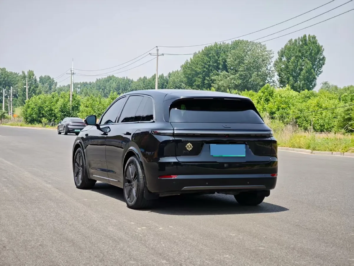 2024 Li L8 Range Extended 154HP REEV 42.8KWH,autocango,china used car exporter,china ev exporter,chinese used car exporter,chinese used ev exporter