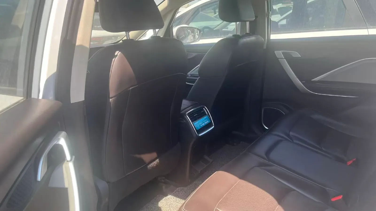 2021 Livan Maple 80v BEV 53KWH,autocango,china used car exporter,china ev exporter,chinese used car exporter,chinese used ev exporter