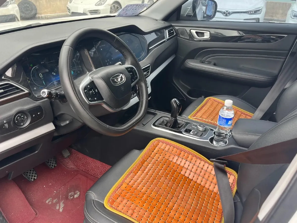 2020 KaiYi XuanJie 1.5L 116HP L4 5MT,autocango,china used car exporter,china ev exporter,chinese used car exporter,chinese used ev exporter