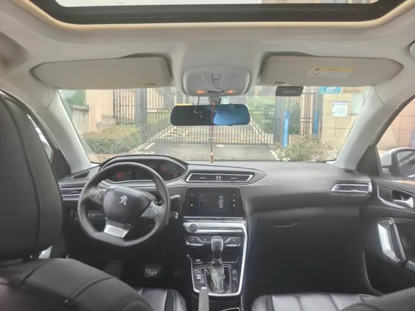 2018 Peugeot 308 1.6L 117HP L4 6AT,autocango,china used car exporter,china ev exporter,chinese used car exporter,chinese used ev exporter