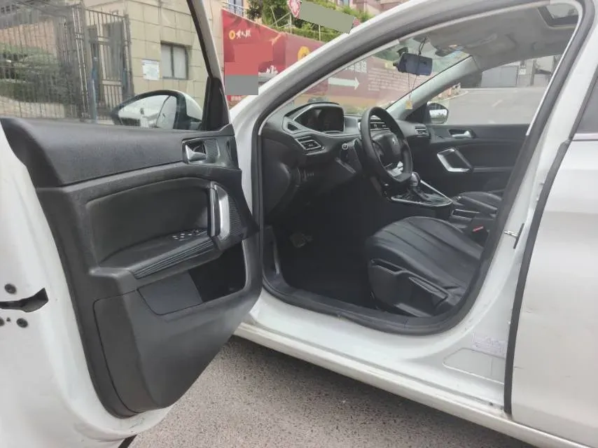2018 Peugeot 308 1.6L 117HP L4 6AT,autocango,china used car exporter,china ev exporter,chinese used car exporter,chinese used ev exporter