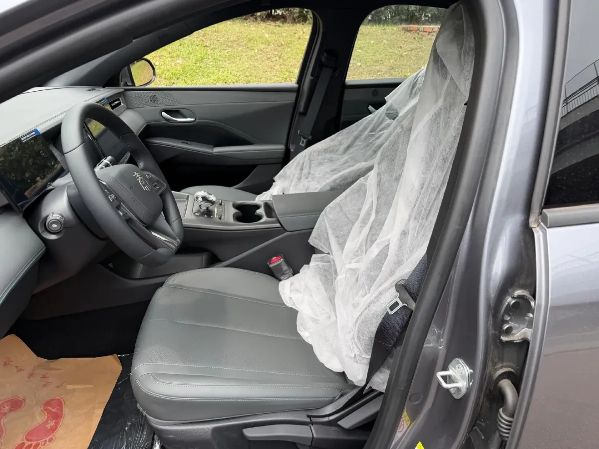 2025 BYD Qin Plus 1.5L 101HP L4 E-CVT PHEV 7.68KWH,autocango,china used car exporter,china ev exporter,chinese used car exporter,chinese used ev exporter