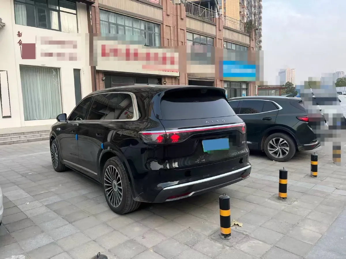 2025 AITO AITO M8 REEV 160HP REEV 53.4KWH,autocango,china used car exporter,china ev exporter,chinese used car exporter,chinese used ev exporter