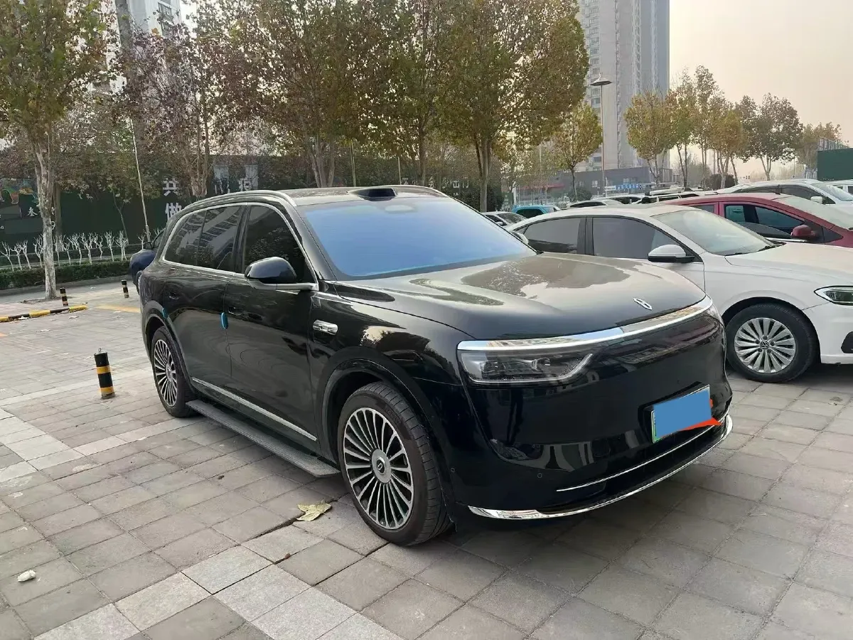 2025 AITO AITO M8 REEV 160HP REEV 53.4KWH,autocango,china used car exporter,china ev exporter,chinese used car exporter,chinese used ev exporter