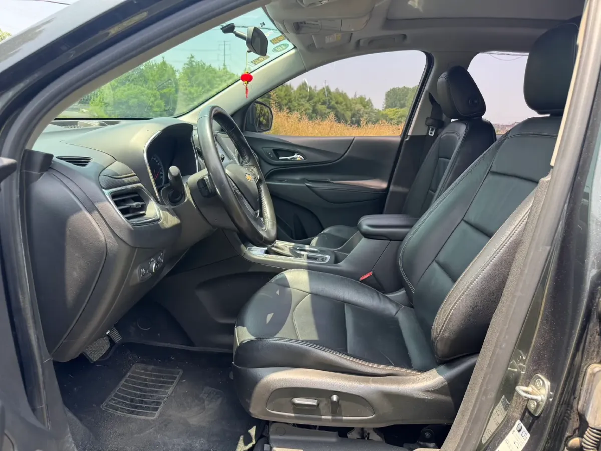 2019 Chevrolet Equinox 1.5T 169HP L4 6AT,autocango,china used car exporter,china ev exporter,chinese used car exporter,chinese used ev exporter