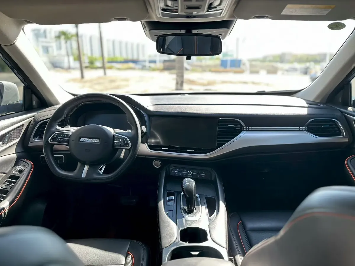 2021 Haval F7 2.0T 224HP L4 7DCT,autocango,china used car exporter,china ev exporter,chinese used car exporter,chinese used ev exporter