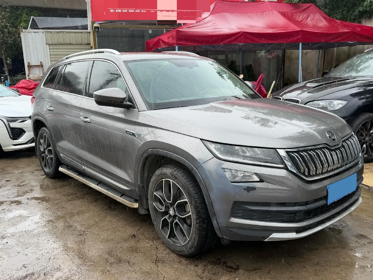2017 Skoda Kodiak 1.8T 180HP L4 7DCT,autocango,china used car exporter,china ev exporter,chinese used car exporter,chinese used ev exporter