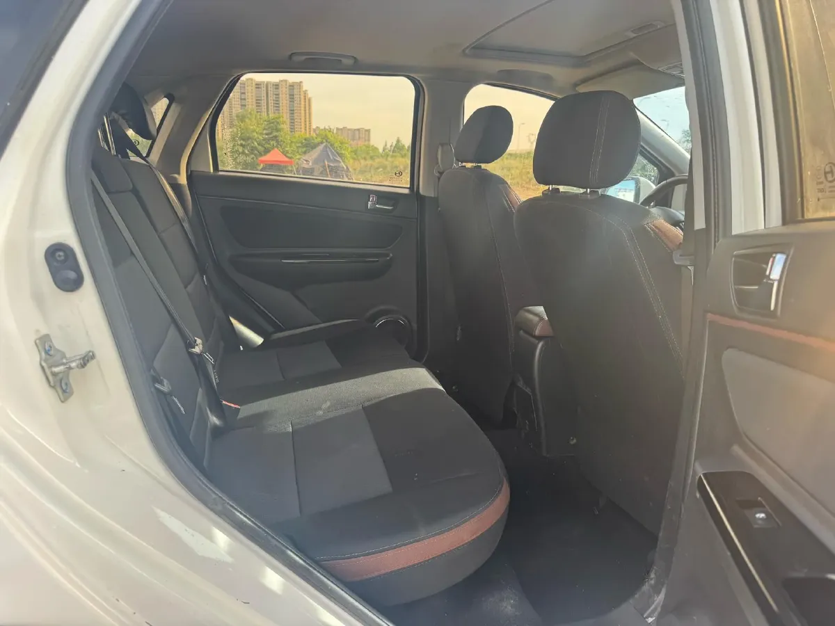 2017 BAIC ChangHe Q25 1.5L 116HP L4 4AT,autocango,china used car exporter,china ev exporter,chinese used car exporter,chinese used ev exporter