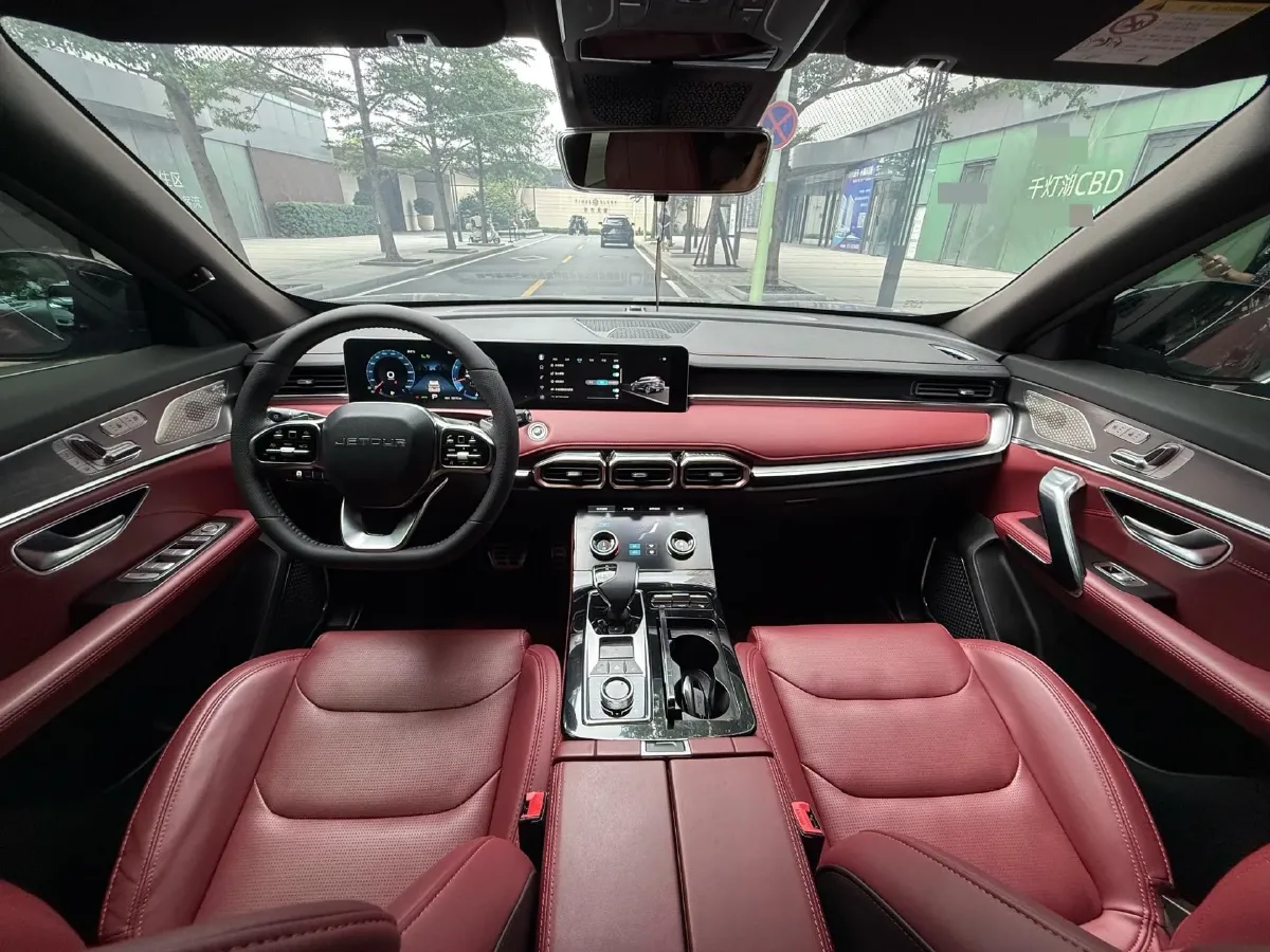 2021 Jetour X70 Plus 1.6T 197HP L4 7DCT,autocango,china used car exporter,china ev exporter,chinese used car exporter,chinese used ev exporter