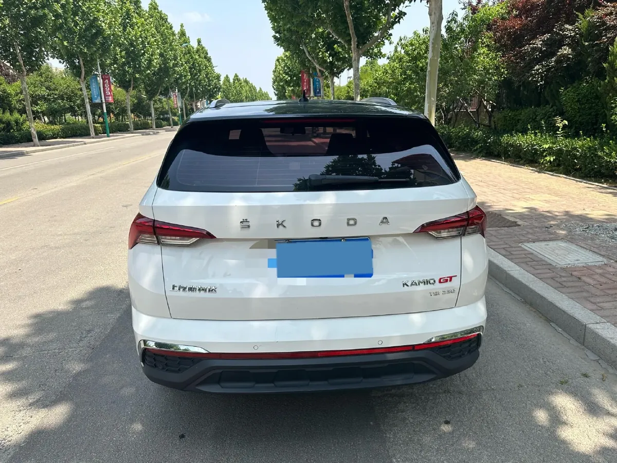 2020 Skoda Kamiq 1.2T 116HP L4 7DCT,autocango,china used car exporter,china ev exporter,chinese used car exporter,chinese used ev exporter