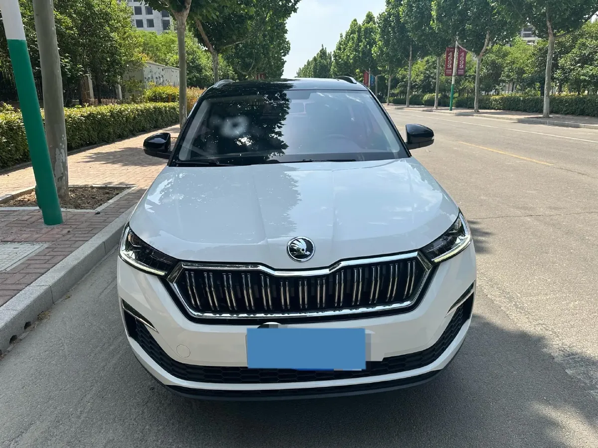 2020 Skoda Kamiq 1.2T 116HP L4 7DCT,autocango,china used car exporter,china ev exporter,chinese used car exporter,chinese used ev exporter