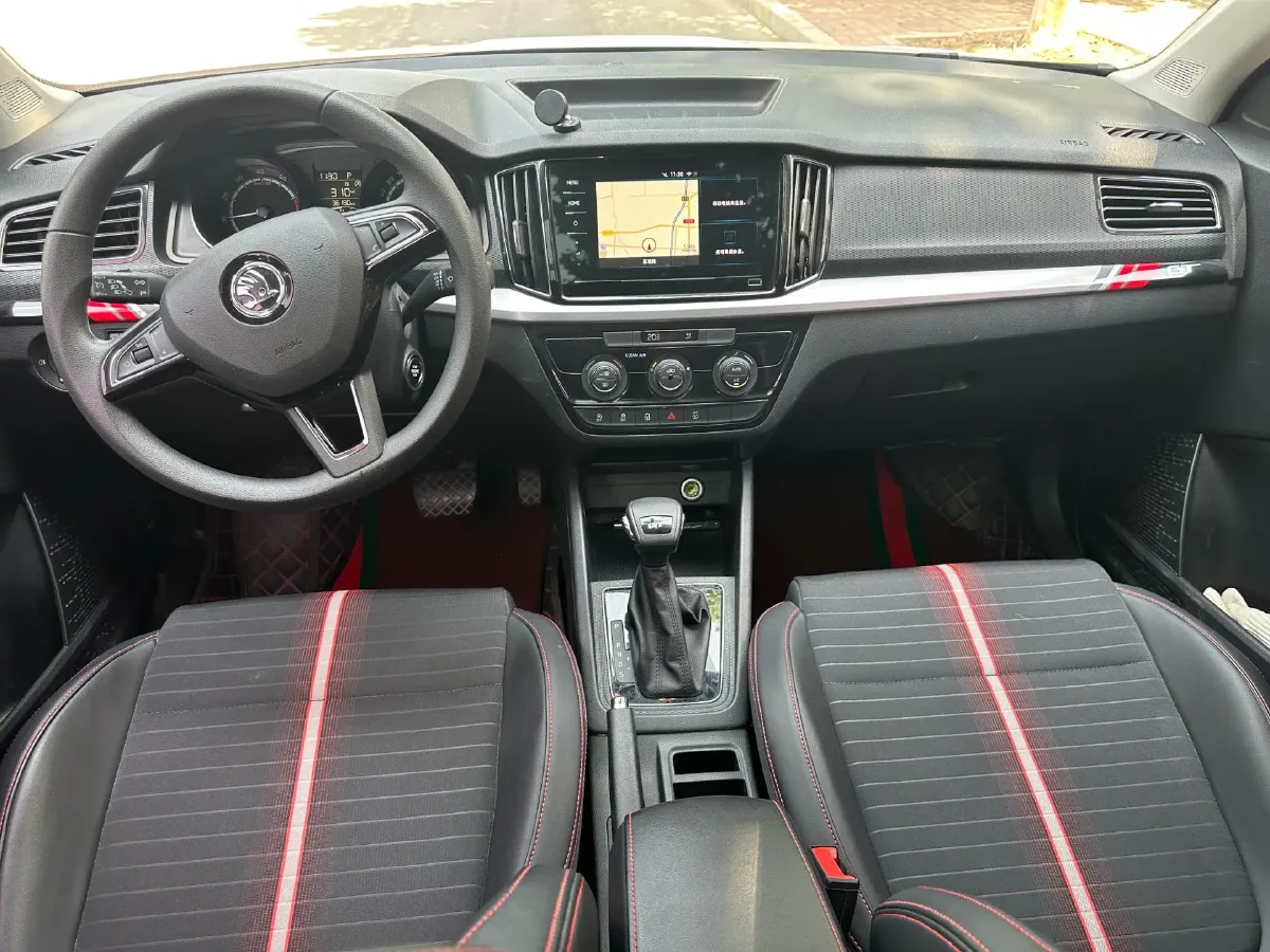 2020 Skoda Kamiq 1.2T 116HP L4 7DCT,autocango,china used car exporter,china ev exporter,chinese used car exporter,chinese used ev exporter