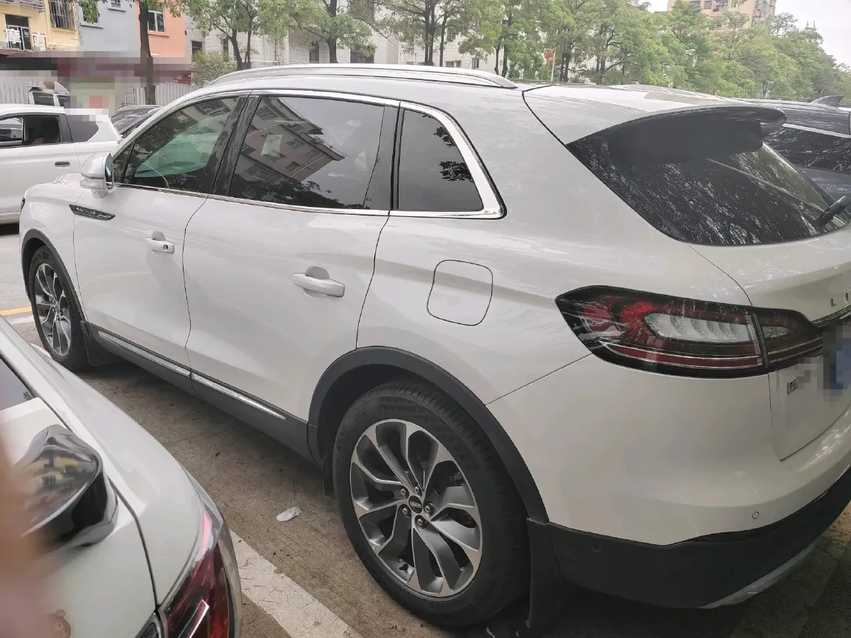 2021 Lincoln Nautilus 2.0T 245HP L4 8AT,autocango,china used car exporter,china ev exporter,chinese used car exporter,chinese used ev exporter