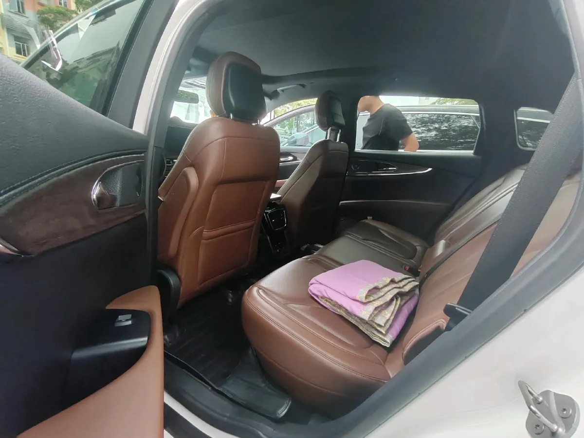 2021 Lincoln Nautilus 2.0T 245HP L4 8AT,autocango,china used car exporter,china ev exporter,chinese used car exporter,chinese used ev exporter