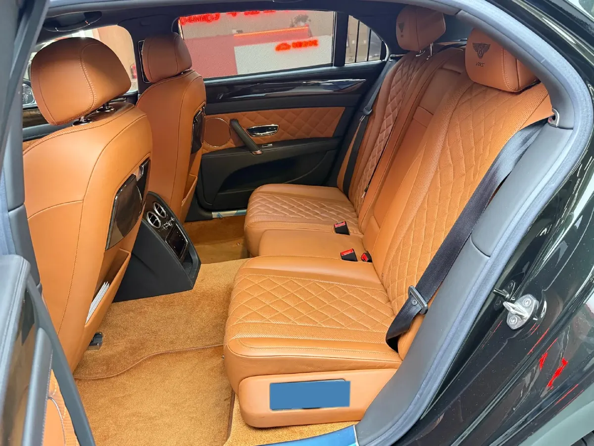 2017 Bentley Flying Spur 4.0T 507HP V8 8AT,autocango,china used car exporter,china ev exporter,chinese used car exporter,chinese used ev exporter