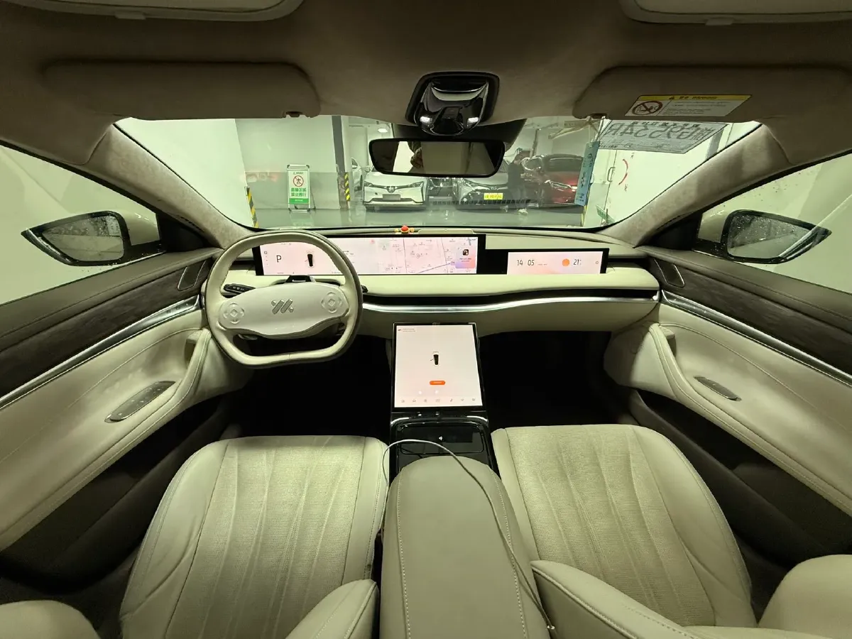 2022 IM L7 BEV 90KWH,autocango,china used car exporter,china ev exporter,chinese used car exporter,chinese used ev exporter