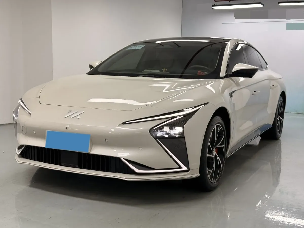 2022 IM L7 BEV 90KWH,autocango,china used car exporter,china ev exporter,chinese used car exporter,chinese used ev exporter