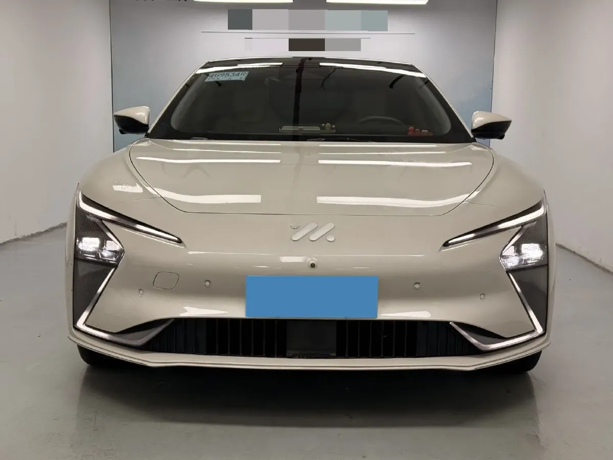2022 IM L7 BEV 90KWH,autocango,china used car exporter,china ev exporter,chinese used car exporter,chinese used ev exporter