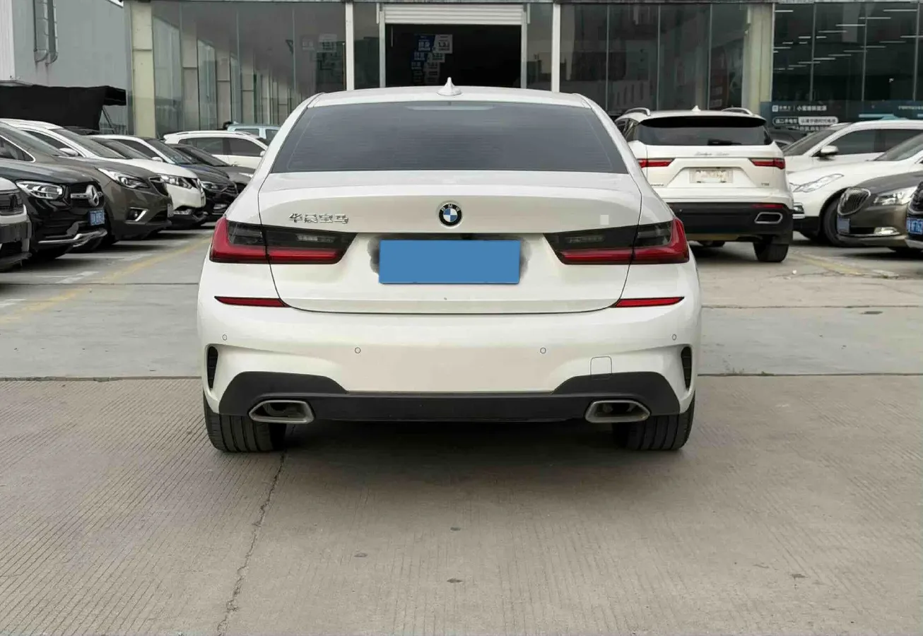 2021 BMW 3 Series 2.0T 184HP L4 8AT,autocango,china used car exporter,china ev exporter,chinese used car exporter,chinese used ev exporter