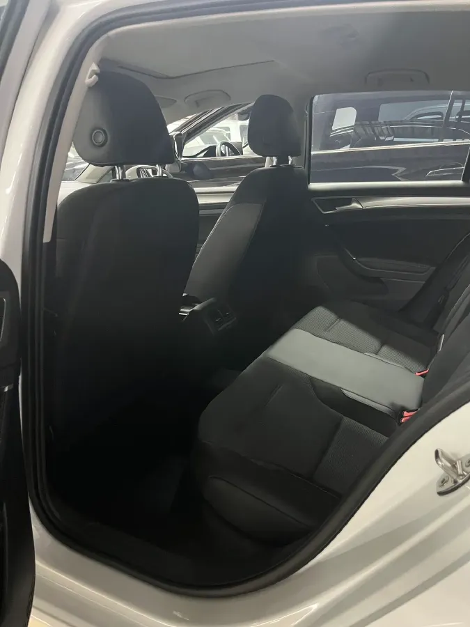 2018 Volkswagen Golf 1.6L 110HP L4 6AT,autocango,china used car exporter,china ev exporter,chinese used car exporter,chinese used ev exporter