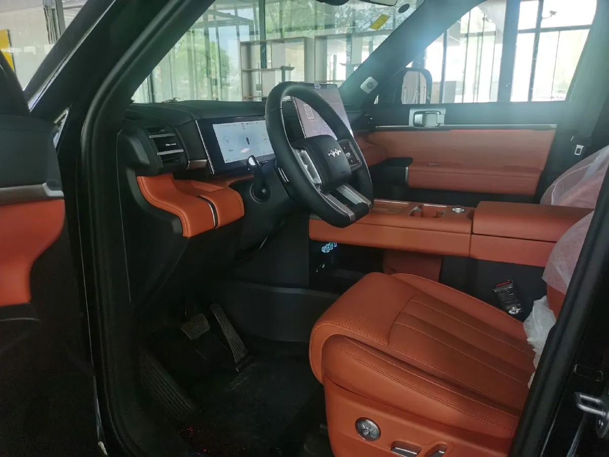 2025 FangChengBao Tai 7 1.5T 156HP L4 E-CVT PHEV,autocango,china used car exporter,china ev exporter,chinese used car exporter,chinese used ev exporter