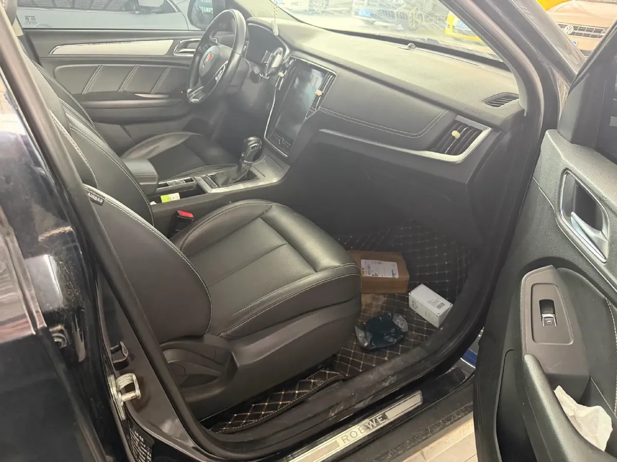 2019 Roewe i6 1.5T 169HP L4 7DCT,autocango,china used car exporter,china ev exporter,chinese used car exporter,chinese used ev exporter