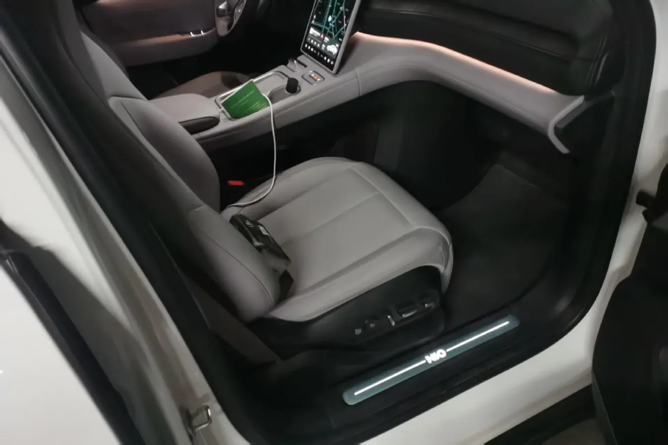2024 NIO ES6 BEV 75KWH,autocango,china used car exporter,china ev exporter,chinese used car exporter,chinese used ev exporter