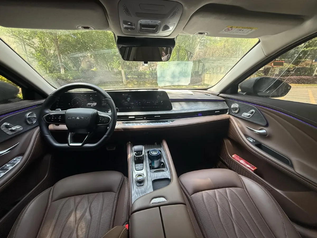 2024 Chery Arrizo 8 2.0T 254HP L4 7DCT,autocango,china used car exporter,china ev exporter,chinese used car exporter,chinese used ev exporter